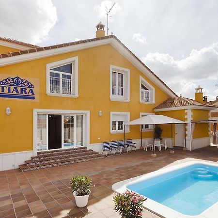 Tiara Vacaciones Villa Nava de la Asuncion Exterior photo